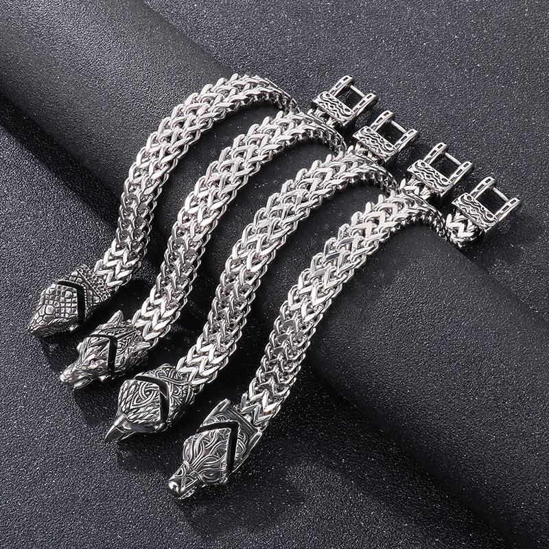 Home wolf bracelet